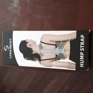 Lydia Becky hump strap small